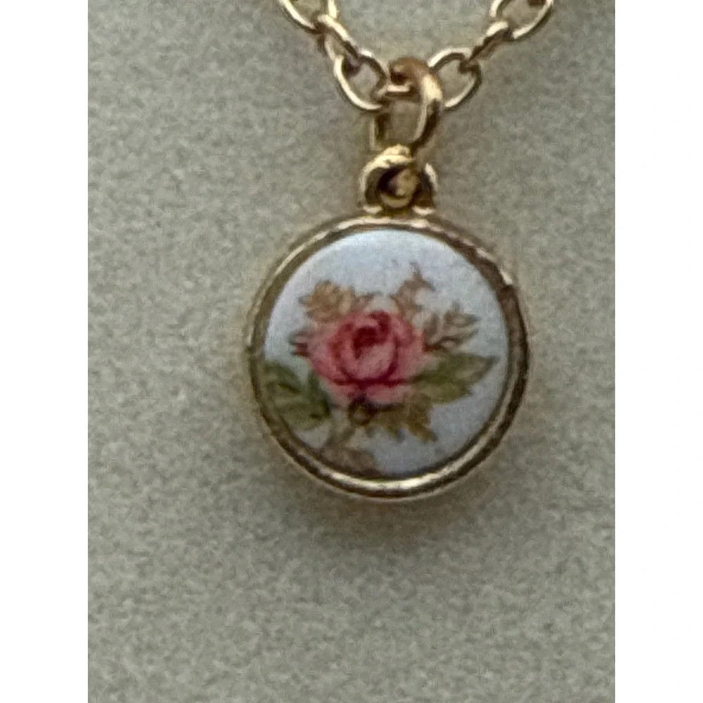 Avon vintage inspired